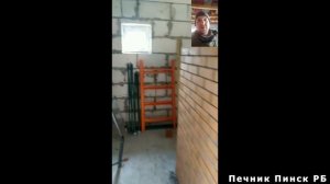 Установка банной чугунной печи Атмосфера с подключением через теплоакумулирующий щиток.