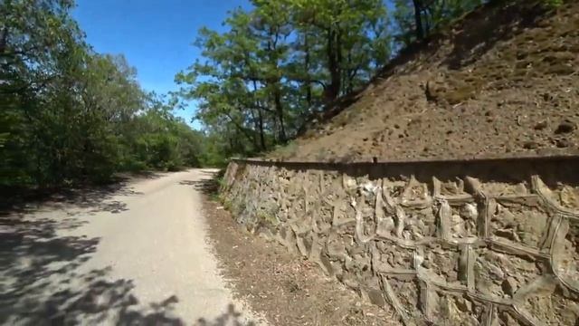 КРЫМ#8. Озеро с КУВШИНКАМИ рядом с Партенитом Спуск с горы АЮ-ДАГ Идём огородами смотреть онлайн