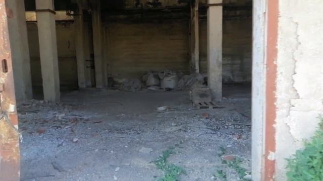 Крымский заброшенный стекольный завод