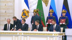 Владимир Путин подписал договор о присоединении ДНР, ЛНР, Херсонской и Запорожской областей к России