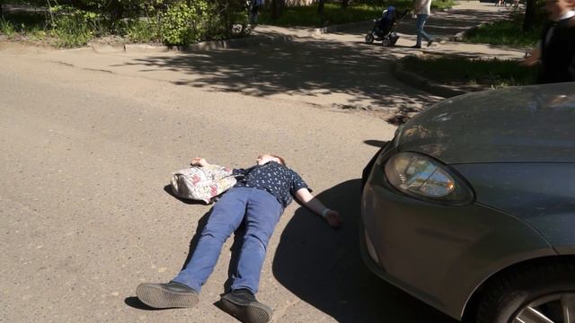 Ролик о важности соблюдения правил дорожного движения.