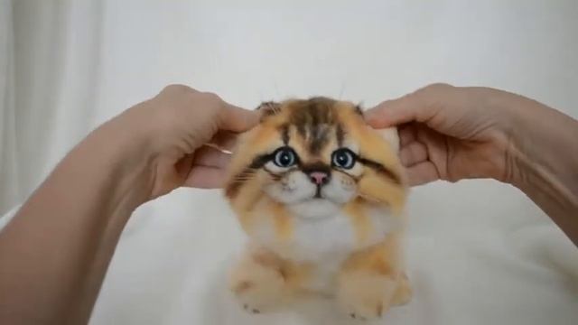 Котенок реалистичная игрушка