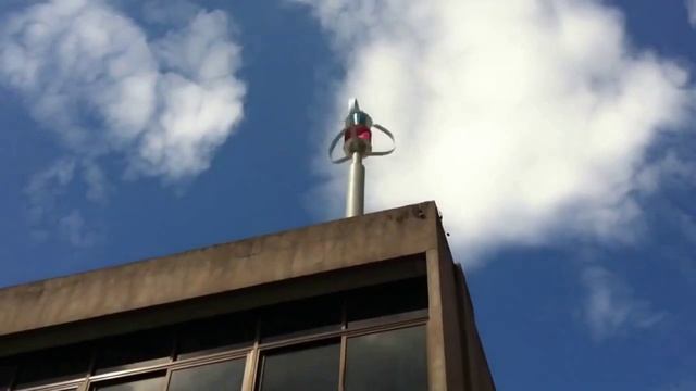 Вертикальный ветрогенератор на крыше. смотреть онлайн