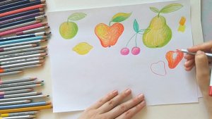 Графика, простые формы, рисуем овощи и фрукты цветными карандашами.