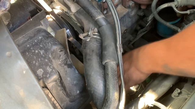 Replace Compressor Nissan Urvan смотреть онлайн