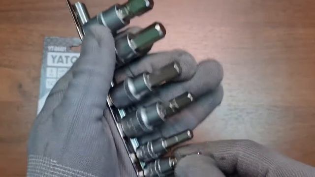Набор головок YATO со вставкой "HEX" 9 шт, 1/4"-3/8", CrV, HRC 58-62, AISI S2, YT-04401 смотреть онлайн