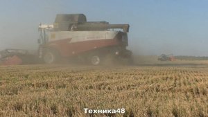 Новенькие  комбайны Акрос 595+ с жатками Floаt Stream. Уборочная 2023 в Липецкой области
