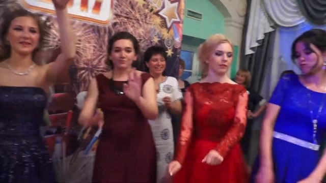 Впускной 2017 Танец. Патимейкер смотреть онлайн