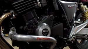 Проверка уровня топлива в карбюраторах Honda CB 400 SF