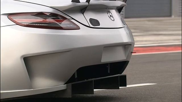 Mercedes-Benz SLS AMG GT3 смотреть онлайн