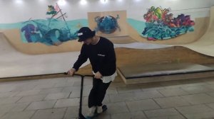 🛠Тест самоката Fox Pro V-tech 01 в скейт парке BunnyHop. Возьми самокат🛴 в аренду на тренировку.