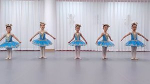 Children Ballet, 3-5 years. Dance "Dolls". China. Детский классический танец. Куклы.