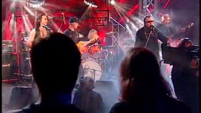 Август - Август