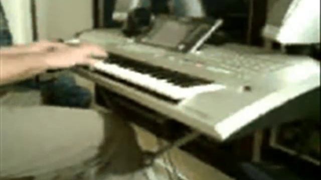 Medley Yamaha Tyros 2 demonstration смотреть онлайн