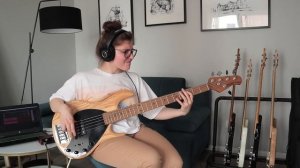 Sabrina Claudio - Wait (Bass Cover by juliaplaysgroove)