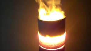 Процесс горения экзотермической вставки производства ООО "Волокнистые огнеупоры"