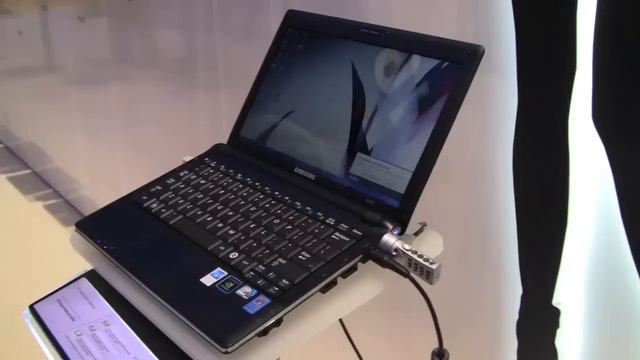 Walk through Samsungs Netbook Product Line смотреть онлайн
