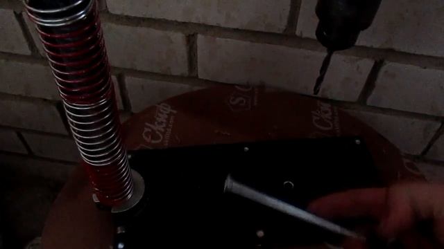 Настольный сверлильный станок из фотоувеличительного штатива смотреть онлайн