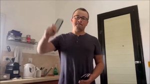 Как правильно разбить телефон?