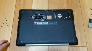 Разборка ноутбука ASUS и замена аккумулятора