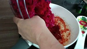 Икра из молодой свёклы.Чем проще еда, тем она вкуснее.