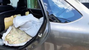 LADA GRANTA FL Перевозим щебень песок в салоне