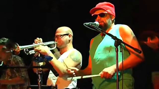 Карл Хламкин и Огнеопасноркестр - Деньги смотреть онлайн