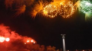 Фрагмент салюта Победы в Севастополе (09.05.2016, архив)