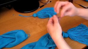 Пришить кисти к шарфу ✅Как связать шарф-косичка✅Шарфик за три часа