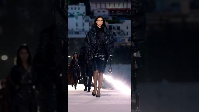 Irina Shayk for Versace fw23  #shorts