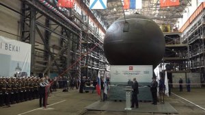Церемония спуска на воду подводной лодки «Кронштадт» на Адмиралтейских верфях