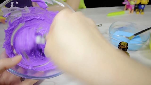 Как сделать Лизуны Флаффи Слайм своими руками? Diy slime видео для детей. смотреть онлайн