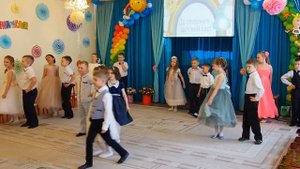 вход на выпускной "Не хочу уходить из сада"