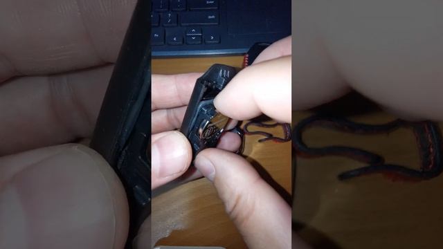 Part 1: Honda Vezel Car Key Battery Replacement Mixed Up Button Position смотреть онлайн