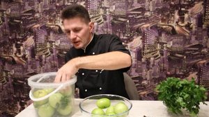 Зеленые соленые помидоры холодным способом #Поехали_Посмотрим #ПриехалиПриготовили