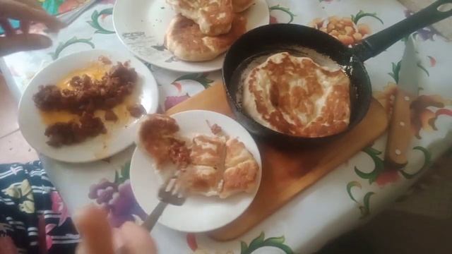 ЛАЙФХАК ! КАК ПРИГОТОВИТЬ ВКУСНУЮ ЛЕПЁШКУ смотреть онлайн