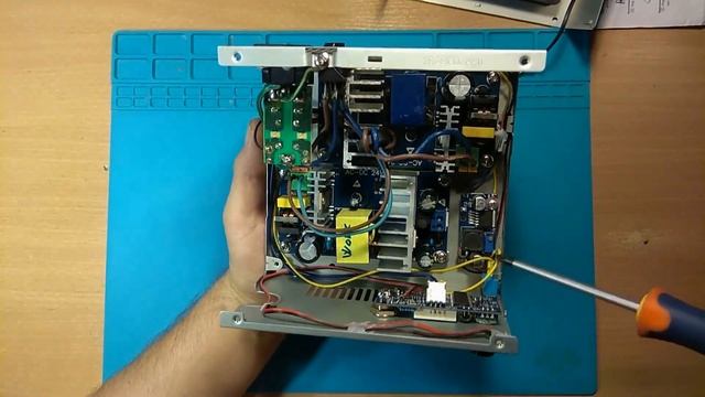 Вариант паяльника (паяльной станции) на жалах HAKKO t12 смотреть онлайн