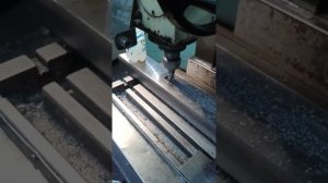 Работа на горизонтально-фрезерном станке Hekkert