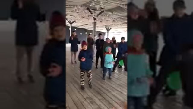 Флешмоб. Родители с детьми! смотреть онлайн