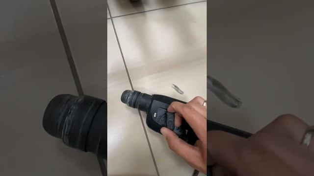 Перфоратор Makita 2450 смотреть онлайн