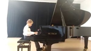 Долгошеев Павел. И.С. Бах Менуэт ре минор из "Нотной тетради Анны Магдалены Бах"