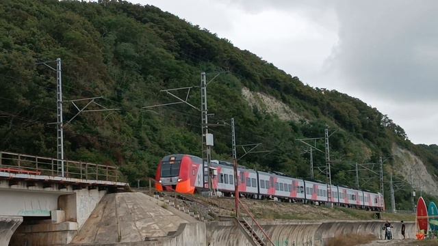 ЭС1-017 сообщением Имеретинский Курорт — Туапсе смотреть онлайн