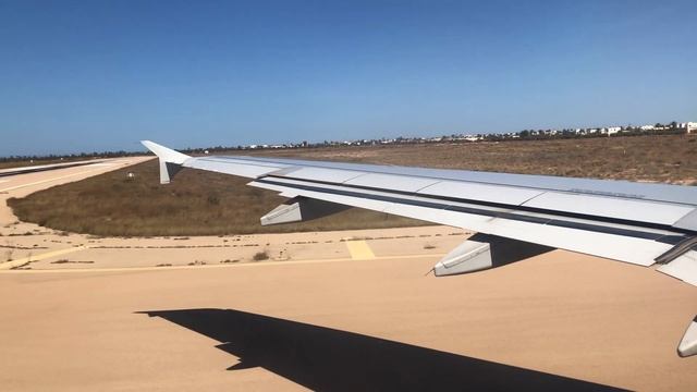 Landung Djerba-Zarzis International Airport in Tunesien смотреть онлайн