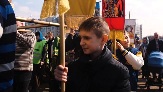 Вход Господень в Иерусалим. Крестный ход с осликом в приходе Николая Японского смотреть онлайн