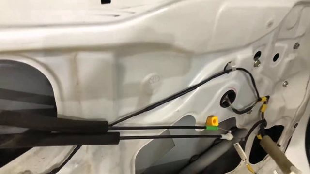 ШВИ дверей Камри, приятным дополнением идет качественное улучшение звука акустической системы смотреть онлайн