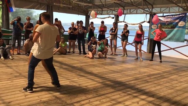 Arkady Fedyaev&Rina Medvedeva-Bachata. Me Niego By DJ Tronky смотреть онлайн