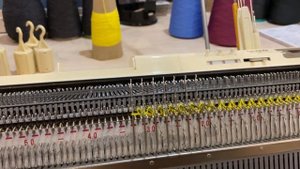 Частичное вязание на жемчужной резинке