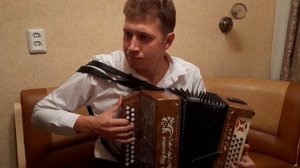 Крутится вертится шар (шарф) голубой на гармони.