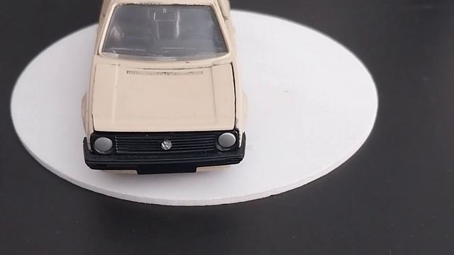 ДЖЕТТА - ГОЛЬФ СЕДАН | ОБЗОР МОДЕЛИ 1:43 VOLKSWAGEN JETTA 2 SCHABAK | MADE IN GERMANY смотреть онлайн