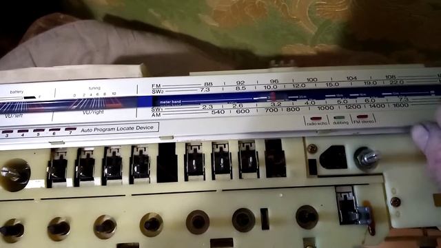 Sharp GF-777 Z.. Ремонт шестерни перемотки назад смотреть онлайн